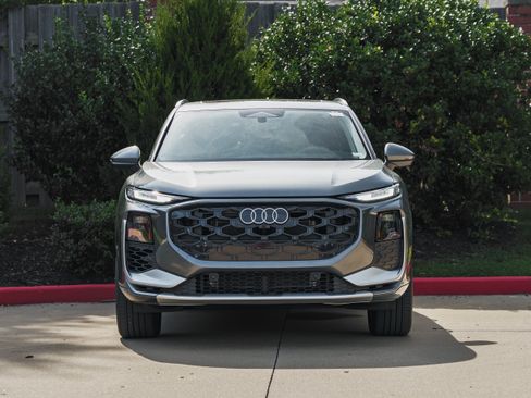 Certified 2026 Audi Q3 quattro 2.0T AWD/4WD image 27