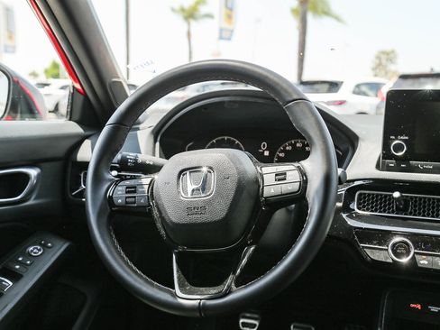 Used 2023 Honda Civic Sport image 17
