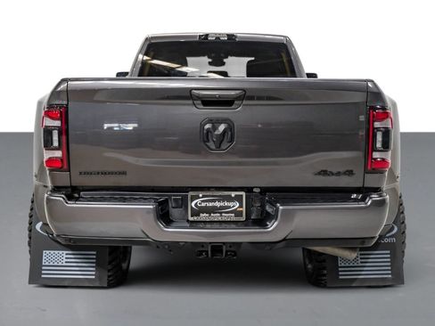 Used 2024 RAM 3500 Big Horn w/ Night Edition AWD/4WD image 7