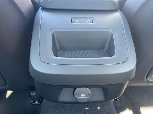 Used 2024 Volvo S60 B5 Plus w/ Climate Package AWD/4WD image 17