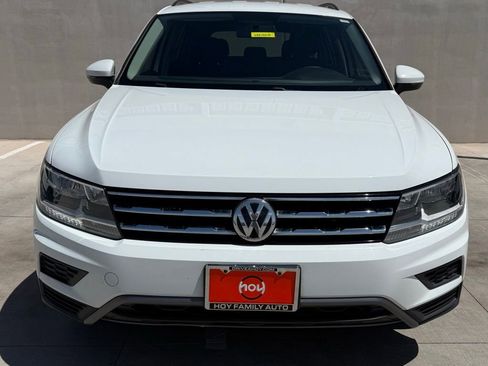 Used 2021 Volkswagen Tiguan S image 2