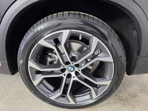 Used 2023 BMW X5 sDrive40i w/ Premium Package RWD image 17