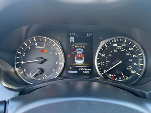 Used 2023 INFINITI Q50 Sensory image 22