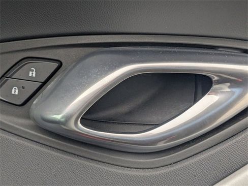Used 2023 Chevrolet Camaro LT image 27