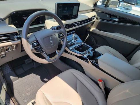 Certified 2023 Lincoln Nautilus FWD w/ Premium Package image 19