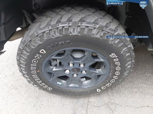 Used 2023 Jeep Wrangler Unlimited w/ Cold Weather Group AWD/4WD image 35