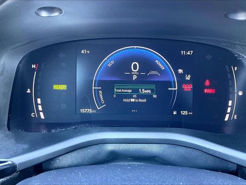 Used 2025 Toyota Camry LE image 19