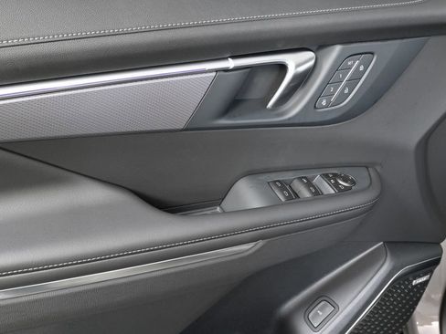 New 2026 Buick Enclave Sport Touring w/ Power Package image 6