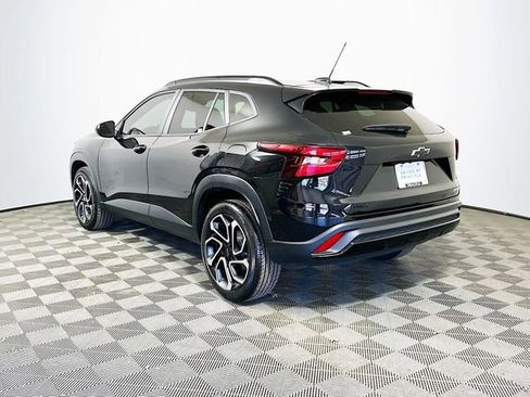 Used 2024 Chevrolet Trax RS w/ Driver Confidence Package image 6