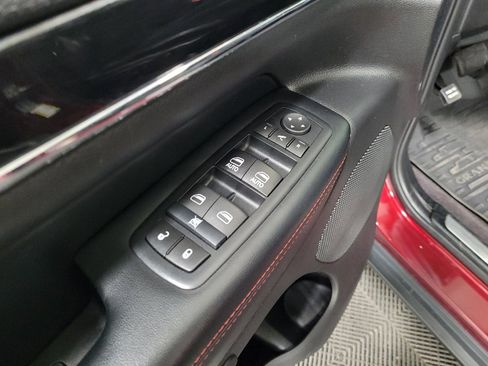 Used 2017 Jeep Grand Cherokee Trailhawk AWD/4WD image 27