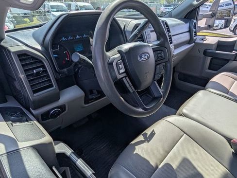 Used 2019 Ford F550 2WD Regular Cab Super Duty image 11