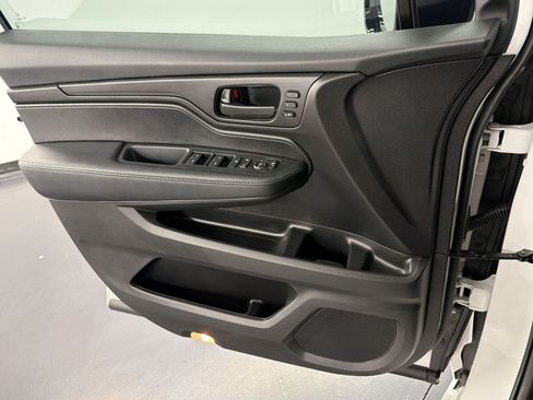 Certified 2025 Honda Odyssey Sport-L image 22