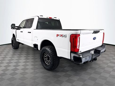 Used 2024 Ford F250 XLT w/ FX4 Off-Road Package AWD/4WD image 5