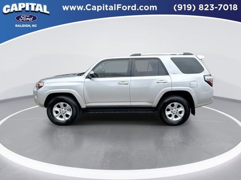 Used 2024 Toyota 4Runner SR5 image 5