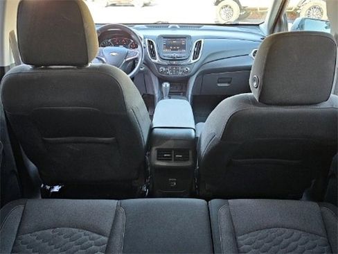 Used 2021 Chevrolet Equinox LT image 28