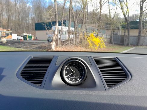 Used 2022 Porsche Macan image 23