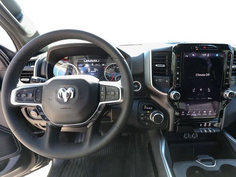New 2026 RAM 1500 Big Horn AWD/4WD image 13