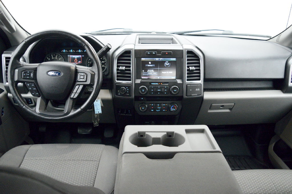 Used 2015 Ford F150 XLT w/ Equipment Group 302A Luxury AWD/4WD image 18