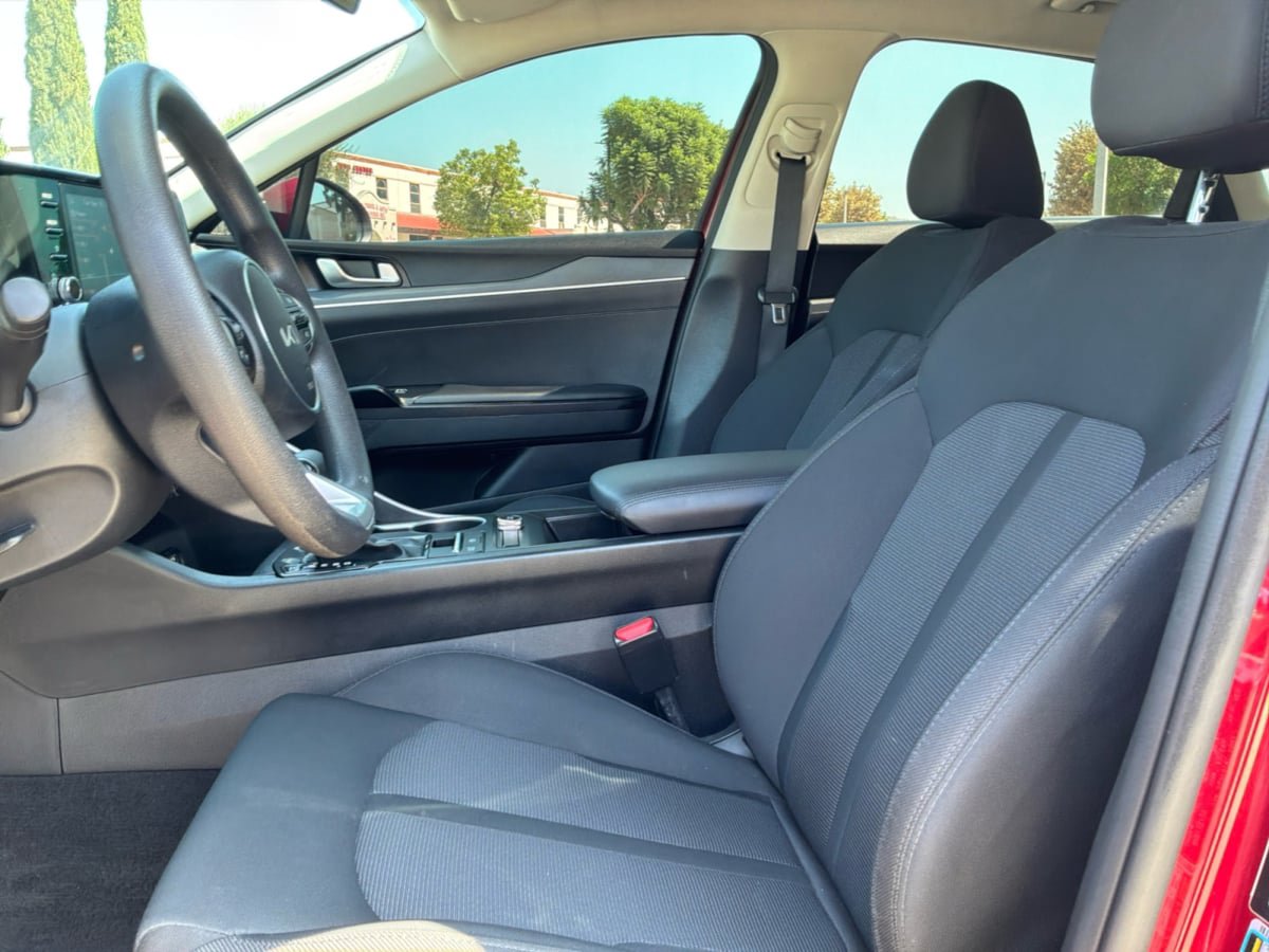 Used 2023 Kia K5 LXS FWD image 18