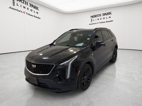 Used 2023 Cadillac XT4 Sport FWD image 1
