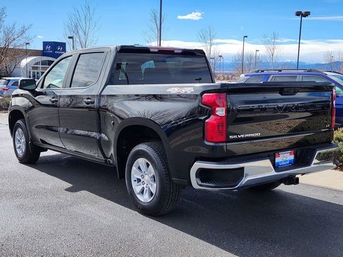 Used 2025 Chevrolet Silverado 1500 LT image 3