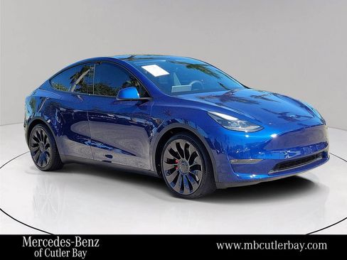 Used 2022 Tesla Model Y Performance image 1