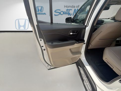 Certified 2023 Honda Ridgeline RTL-E image 26