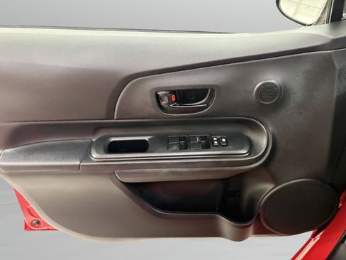 Used 2015 Toyota Prius C One FWD image 23