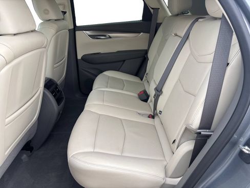 Used 2020 Cadillac XT5 Premium Luxury FWD image 14