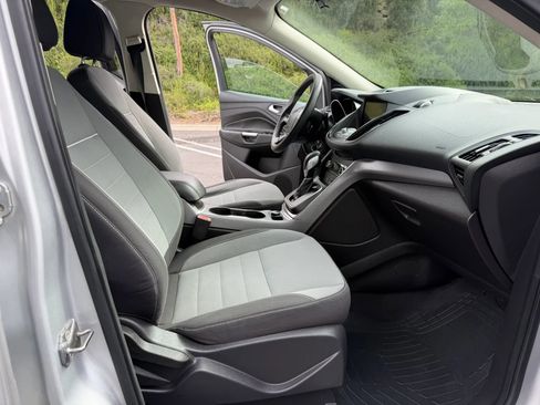 Used 2013 Ford Escape SE image 19