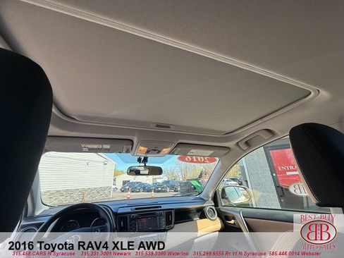 Used 2016 Toyota RAV4 XLE AWD/4WD image 29