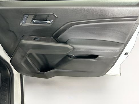 Used 2024 Chevrolet Colorado LT w/ LT Convenience Package RWD image 30