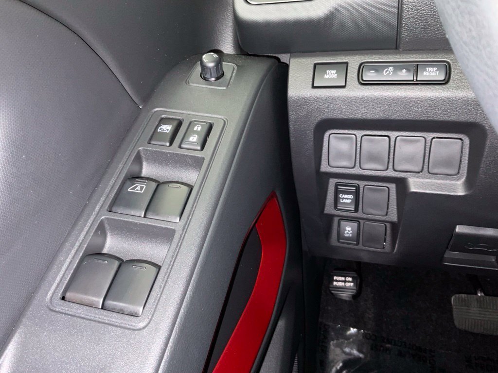 Used 2024 Nissan Frontier Pro-X RWD image 20