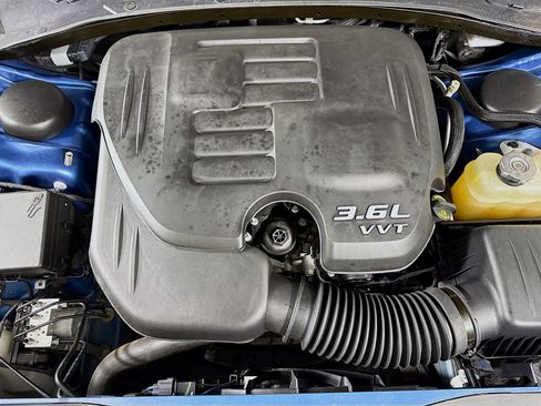Used 2022 Dodge Charger SXT RWD image 39