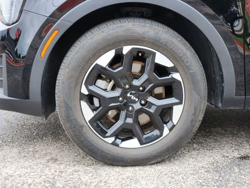 Certified 2024 Kia Sorento S FWD image 9
