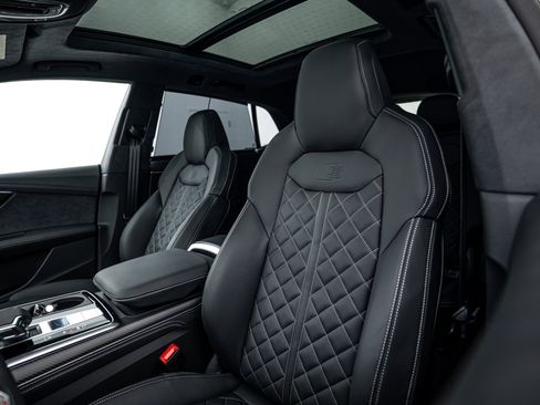 New 2026 Audi SQ8 Prestige image 15