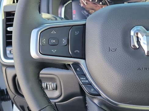 New 2026 RAM 1500 4x4 Crew Cab image 27