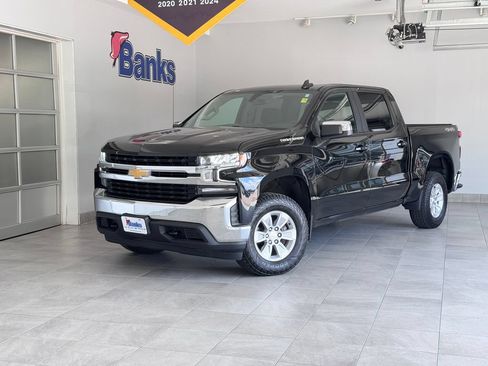 Certified 2021 Chevrolet Silverado 1500 LT AWD/4WD image 2