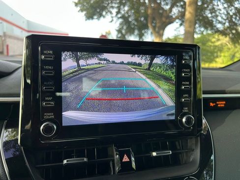 Used 2020 Toyota Corolla SE FWD image 24