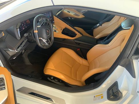 Used 2021 Chevrolet Corvette Stingray Preferred Cpe w/ Z51 Performance Package RWD image 20