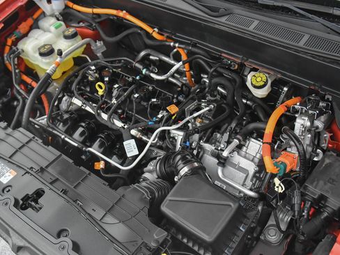 Used 2023 Ford Maverick XLT image 44