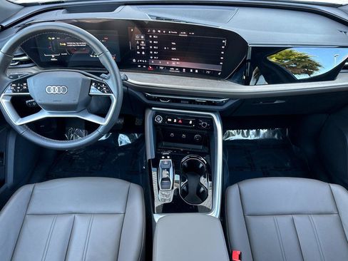 Certified 2025 Audi Q5 Premium Plus w/ Premium Plus image 13