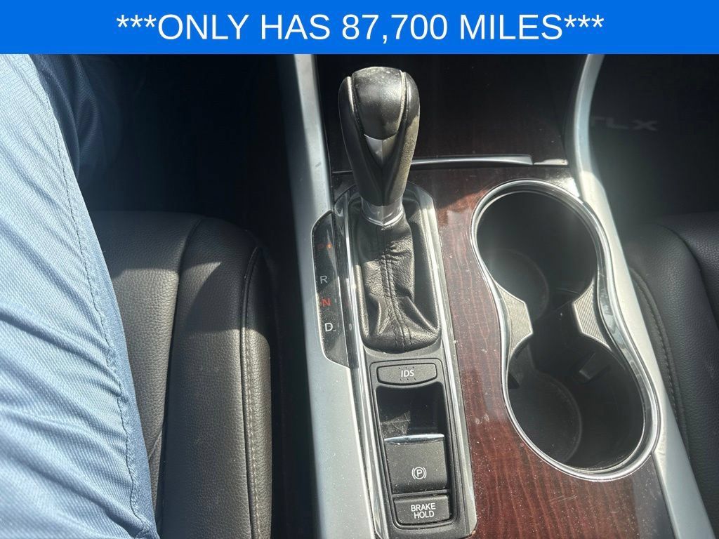 Used 2017 Acura TLX FWD image 23