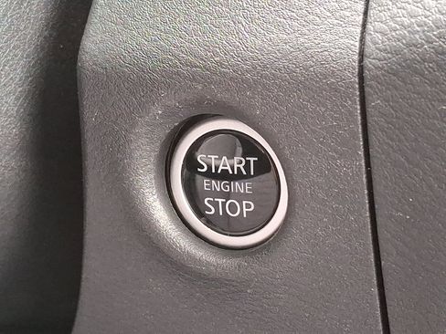 Used 2023 Nissan Frontier SV w/ Tow Package image 22