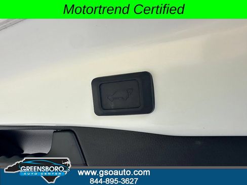 Used 2019 Toyota RAV4 XLE Premium AWD/4WD image 45