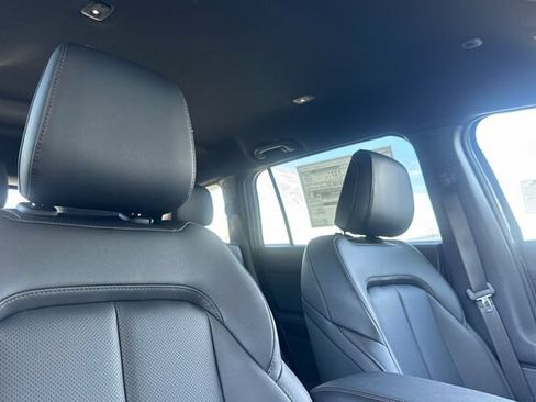 New 2026 Jeep Cherokee Limited AWD/4WD image 17