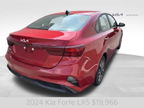 Certified 2024 Kia Forte LXS FWD image 8