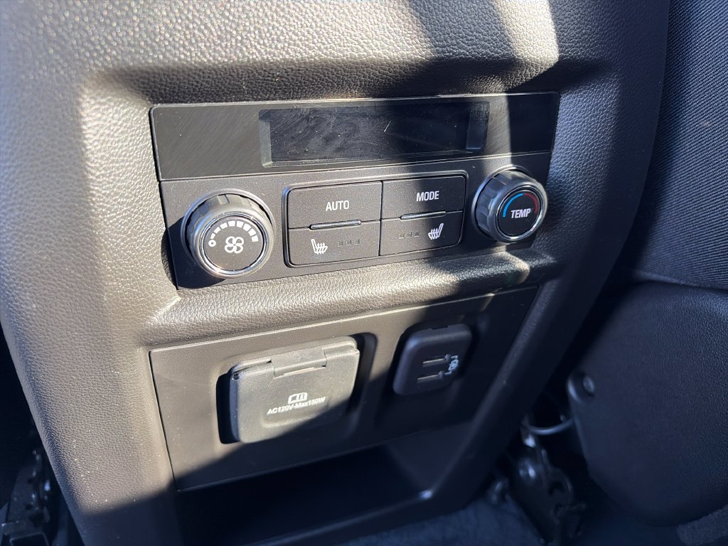 Used 2023 Chevrolet Traverse Premier AWD/4WD image 12