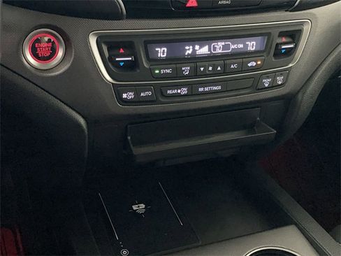 Used 2025 Honda Ridgeline Sport image 22