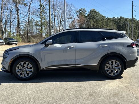 Certified 2025 Kia Sportage SX image 28